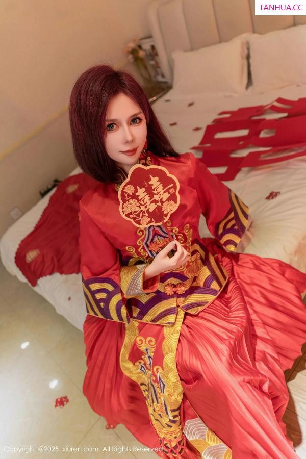   [XiuRen]高清写真图 2025.03.11 No.9995 白芷yy 丝袜美腿第7张图片